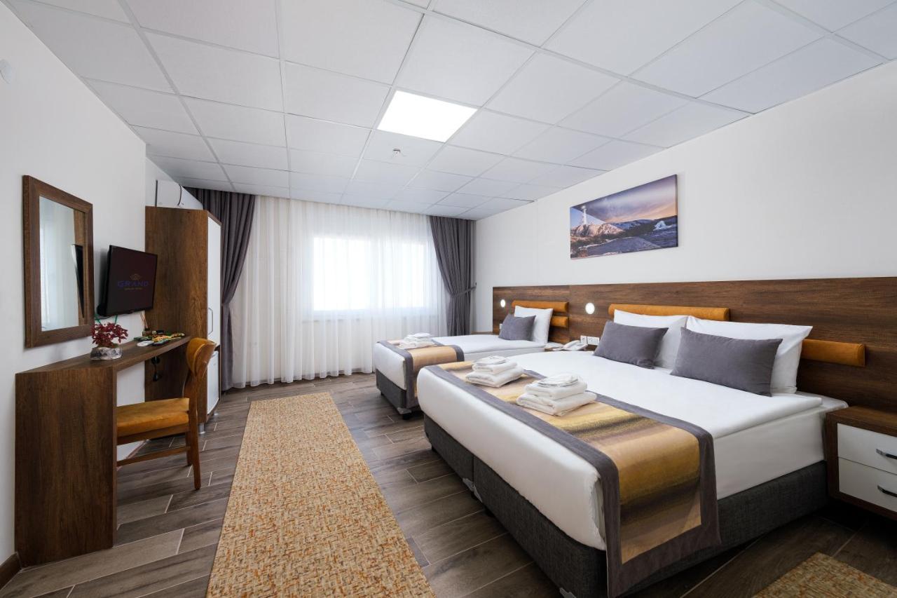 Grand Gulluk Hotel & Spa City Center Antália Exterior foto
